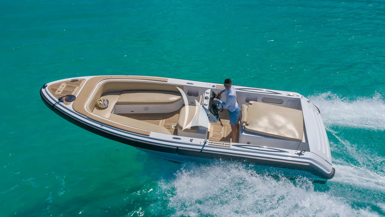 SCOTT FREE Charter Yacht