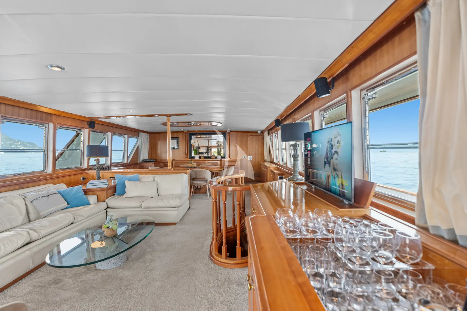 AVA Charter Yacht