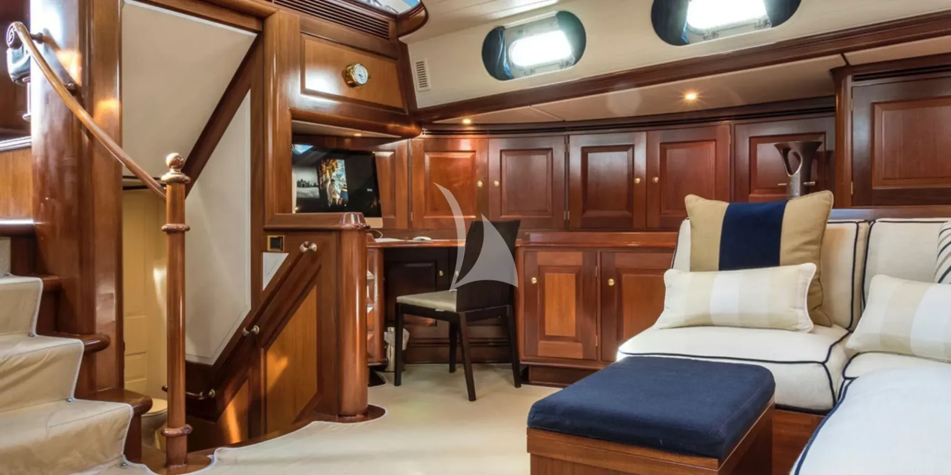 ABUNDANCE Charter Yacht
