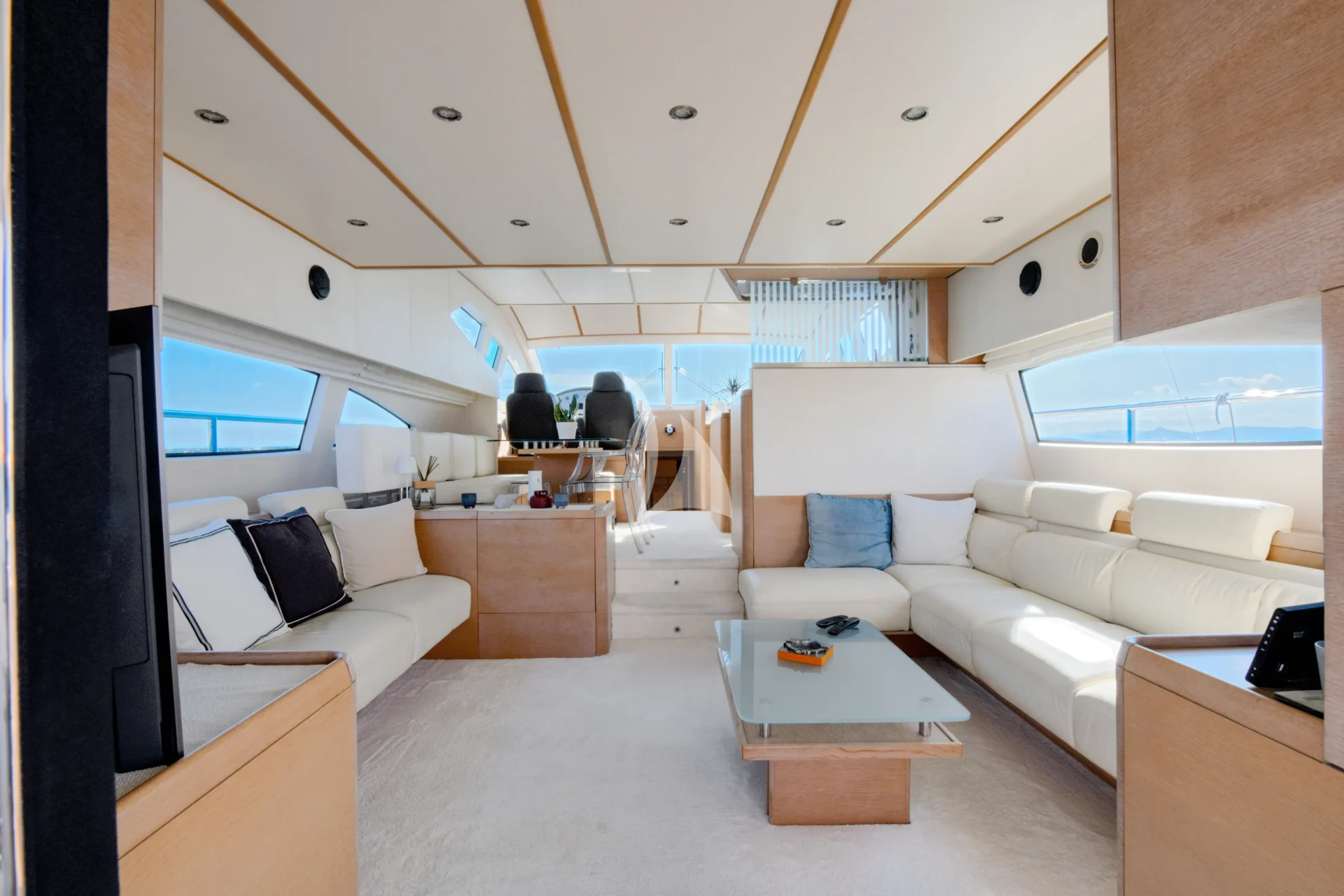 BLUEWAVE Charter Yacht