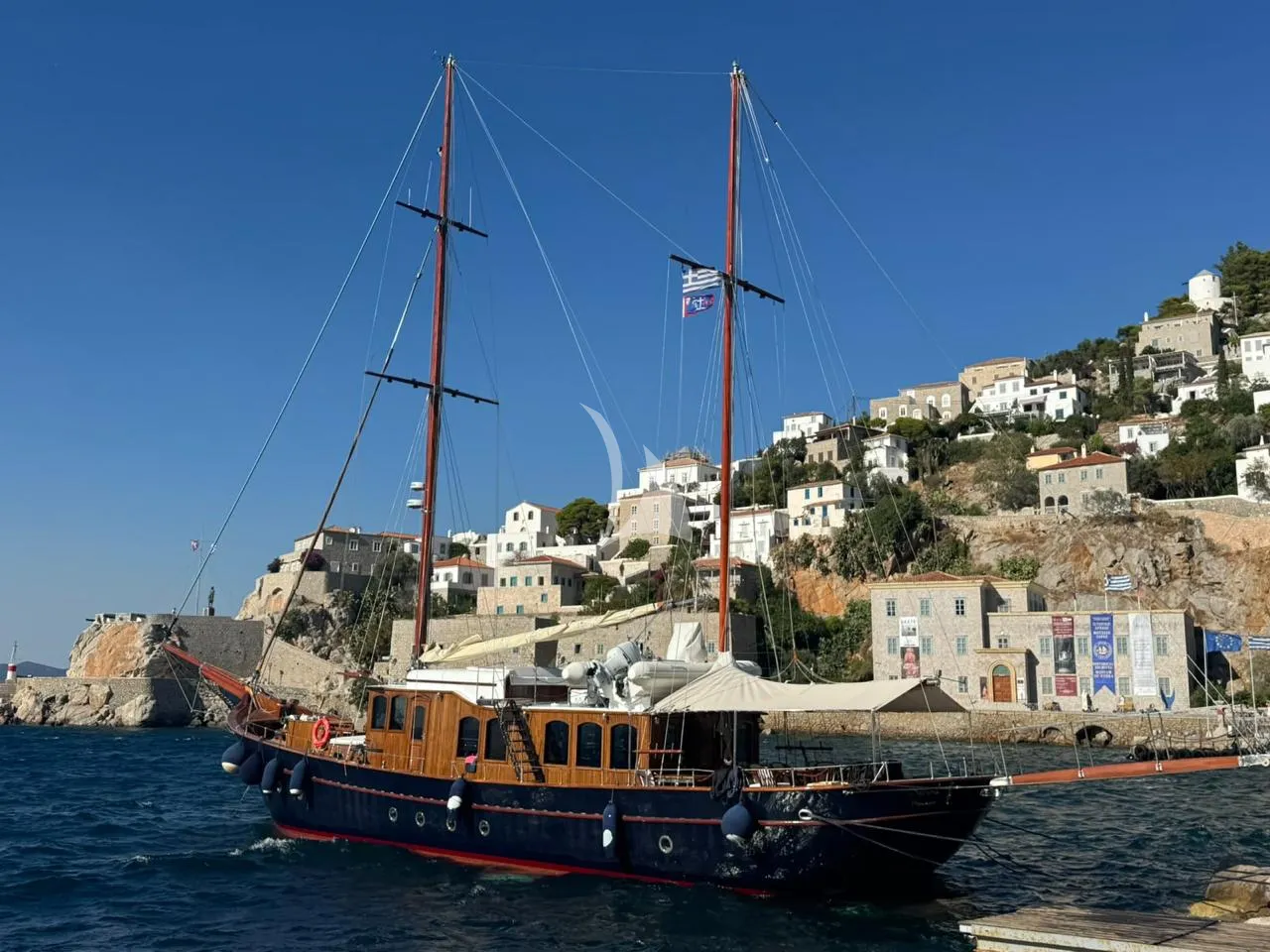 PAREA Charter Yacht