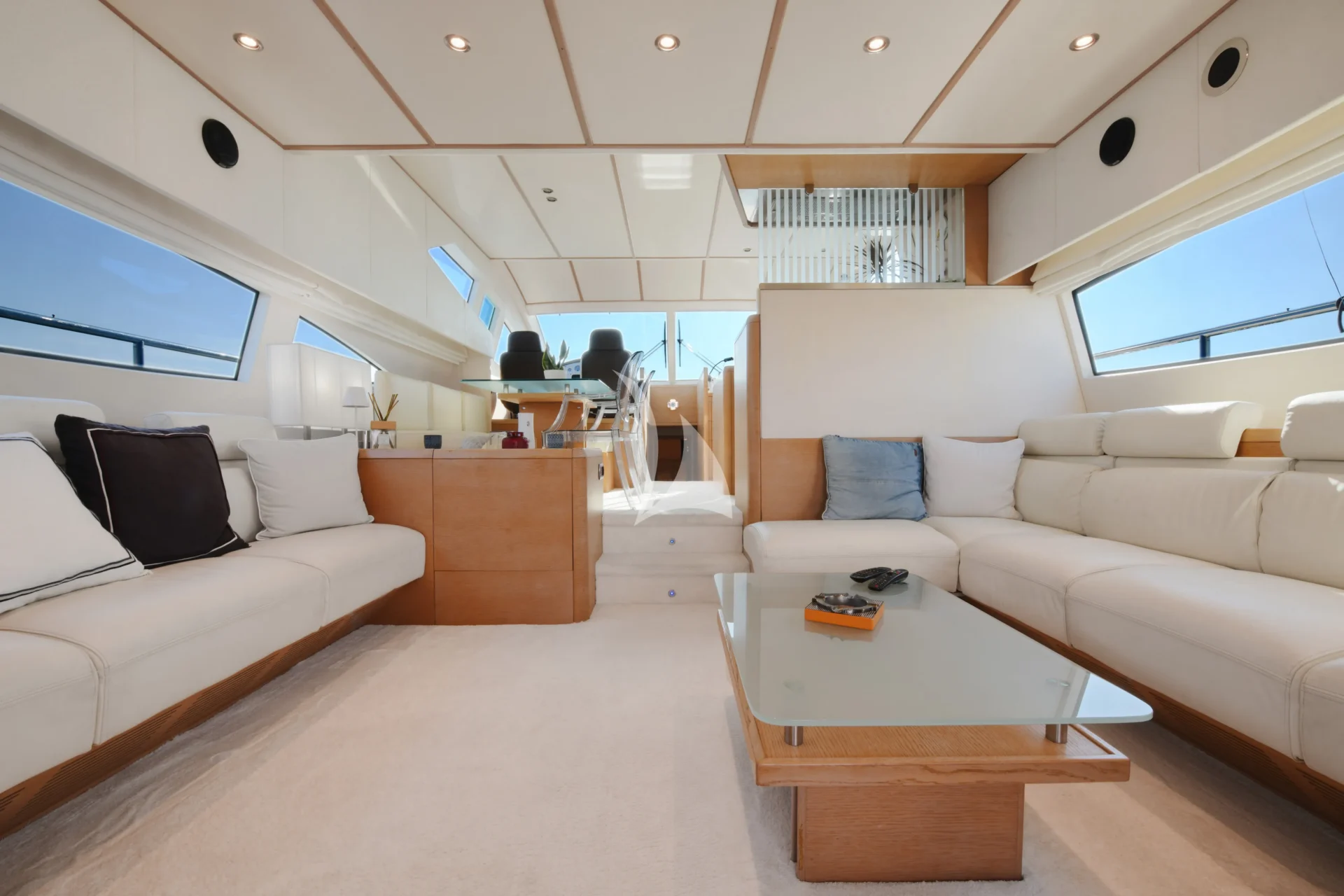 BLUEWAVE Charter Yacht