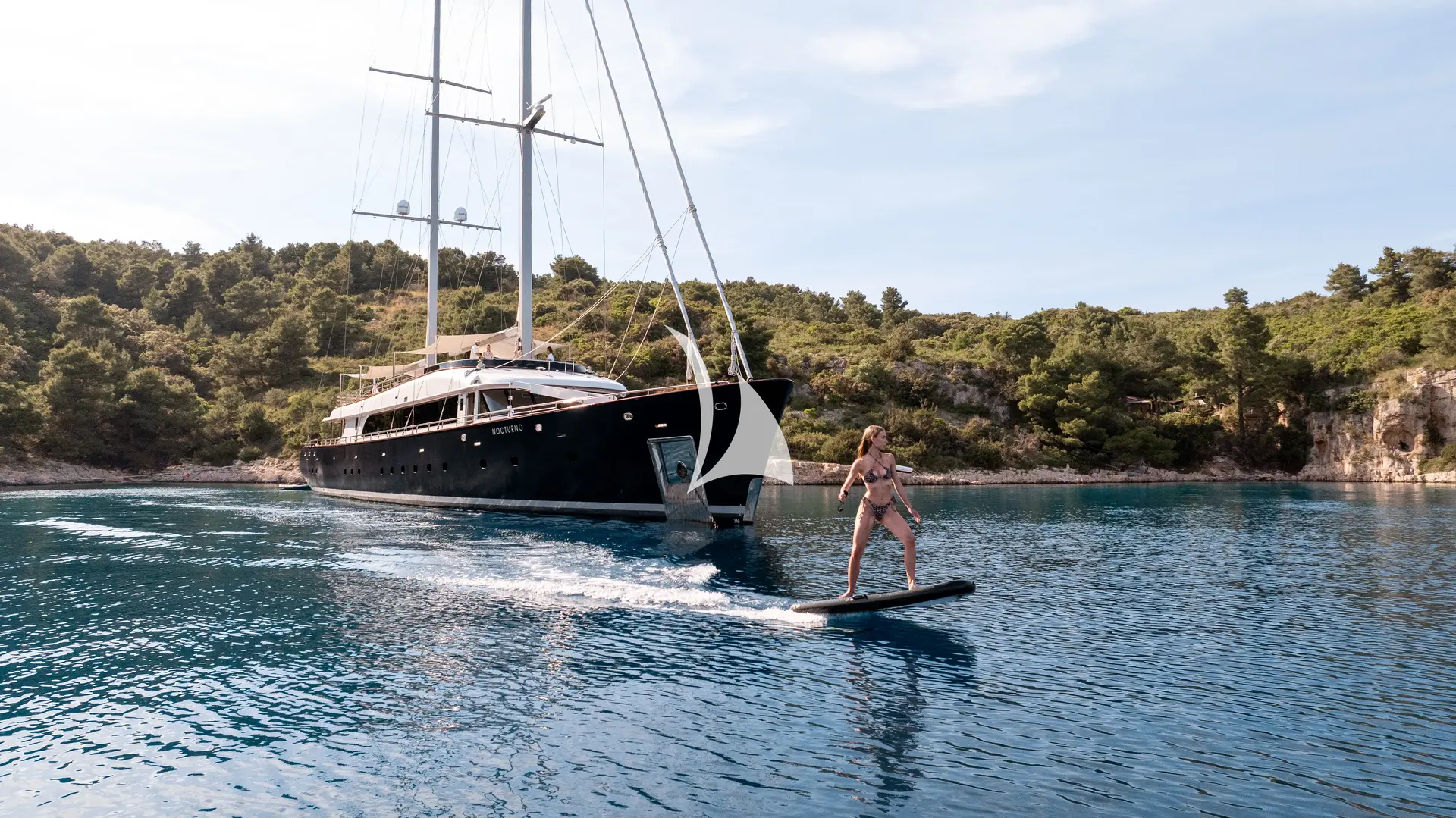 NOCTURNO Charter Yacht