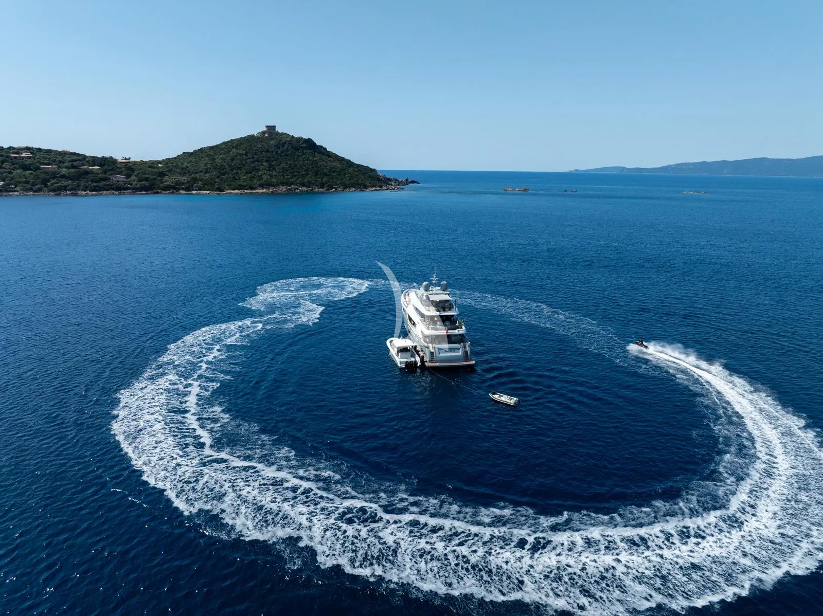 BIZMAN Charter Yacht