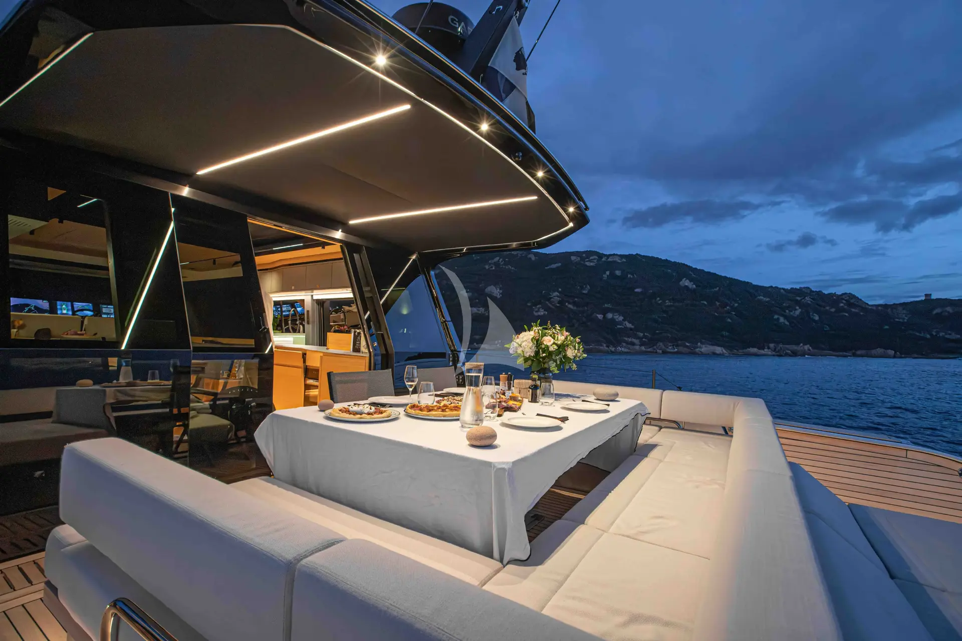 GET LOST Charter Yacht