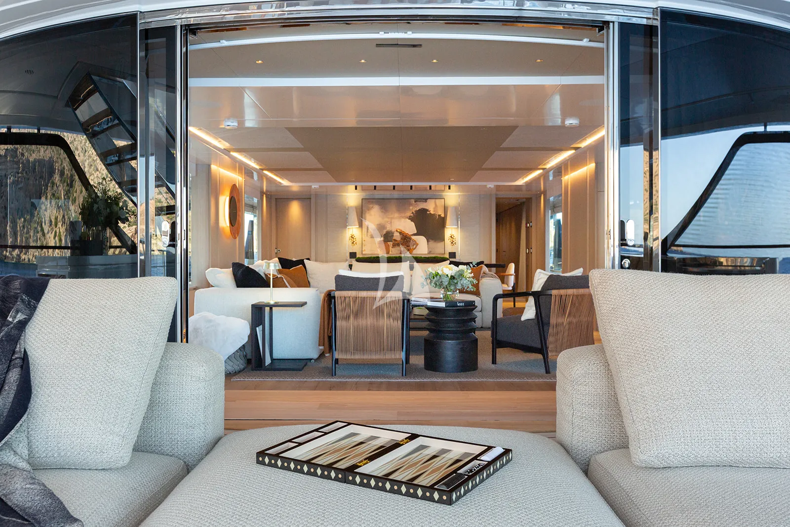 PAPER MOON Charter Yacht
