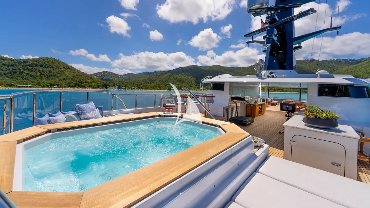 SCOTT FREE Charter Yacht
