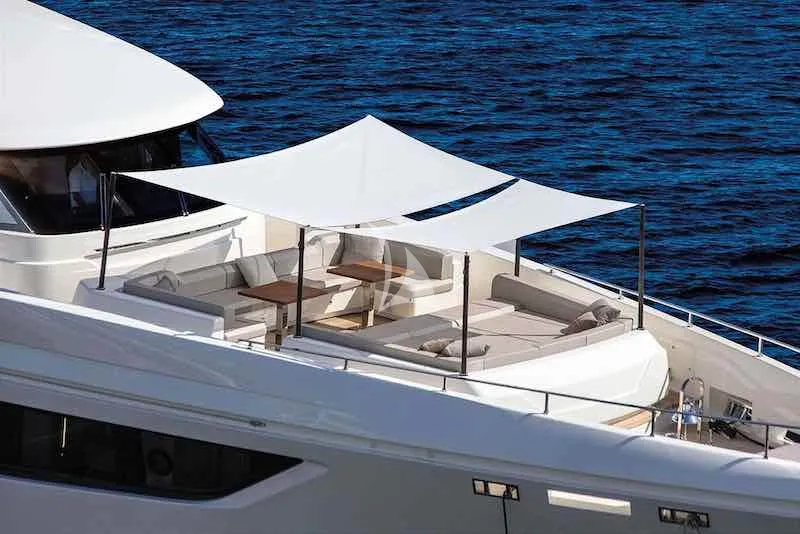 BIZMAN Charter Yacht