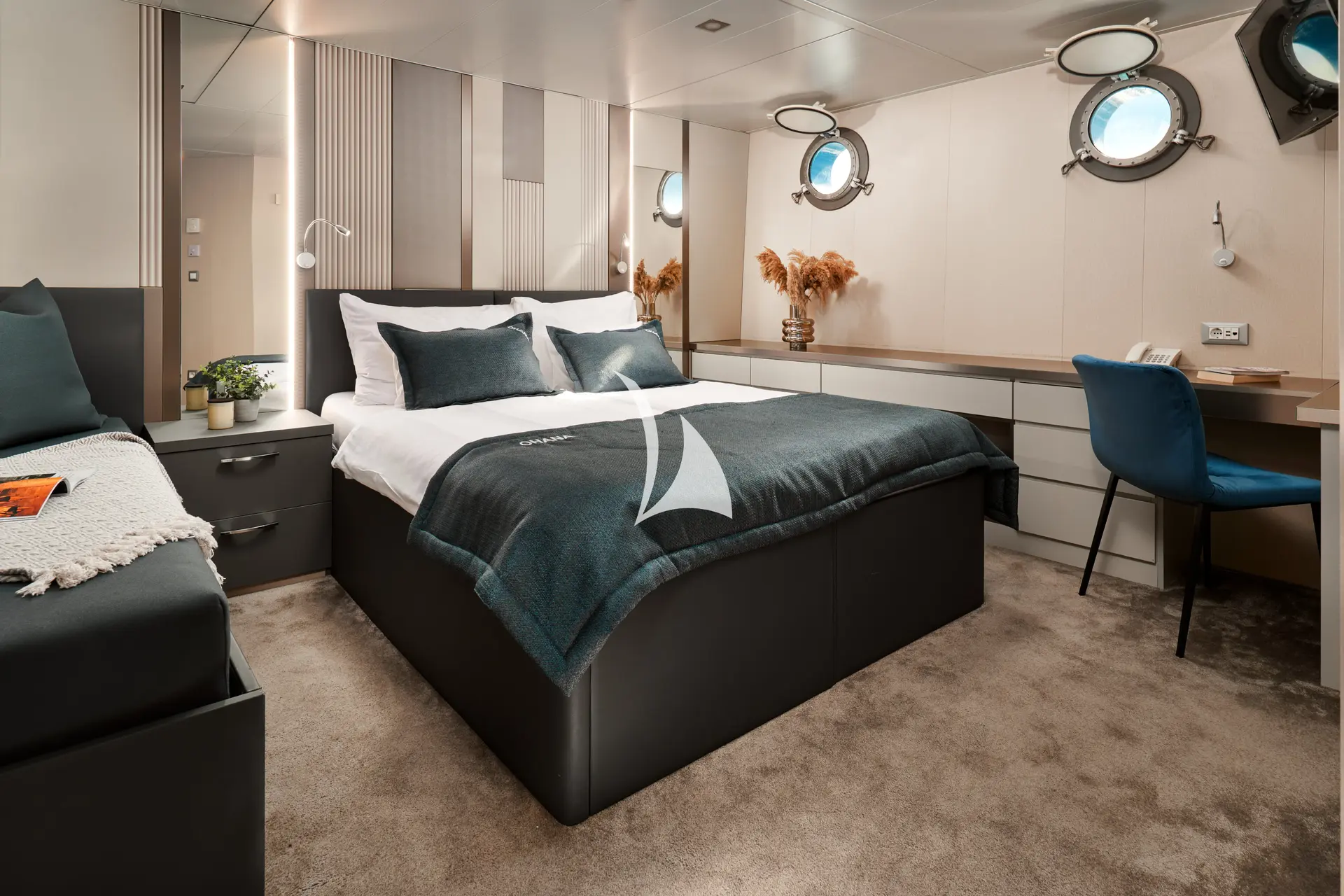 OHANA Charter Yacht