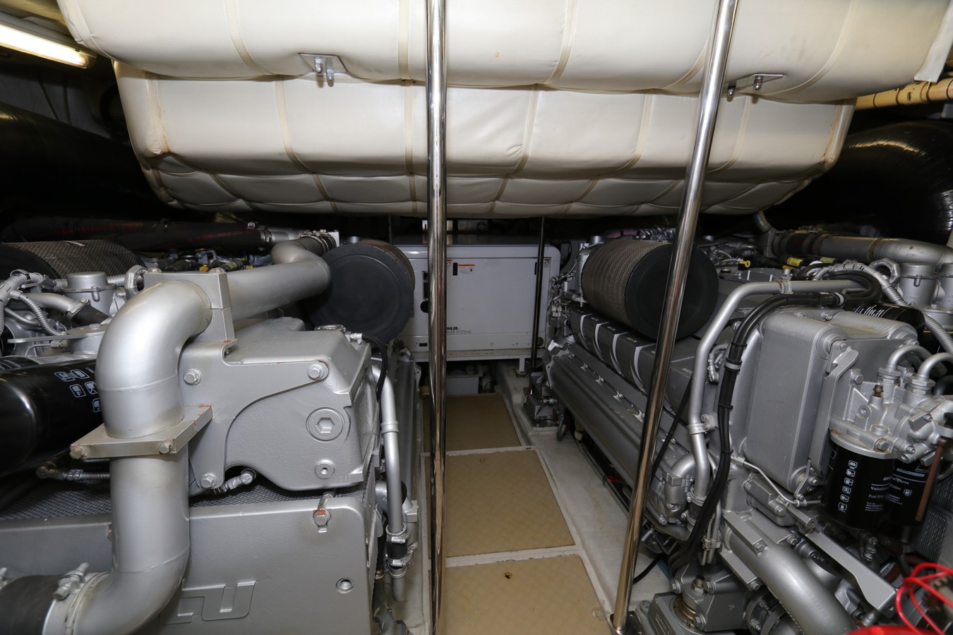 Pershing Motor Yacht VANTAGE For Sale
