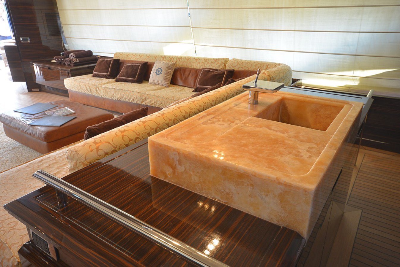 Azimut Yachts Motor Yacht Julia S For Sale