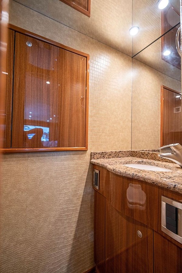 Viking Motor Yacht Knot Racing For Sale