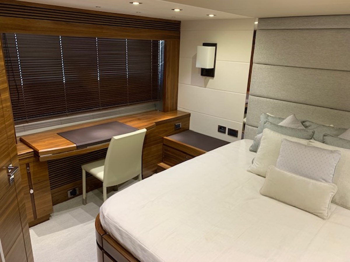 Sunseeker Cruising Yacht Piece Of Ship For Sale