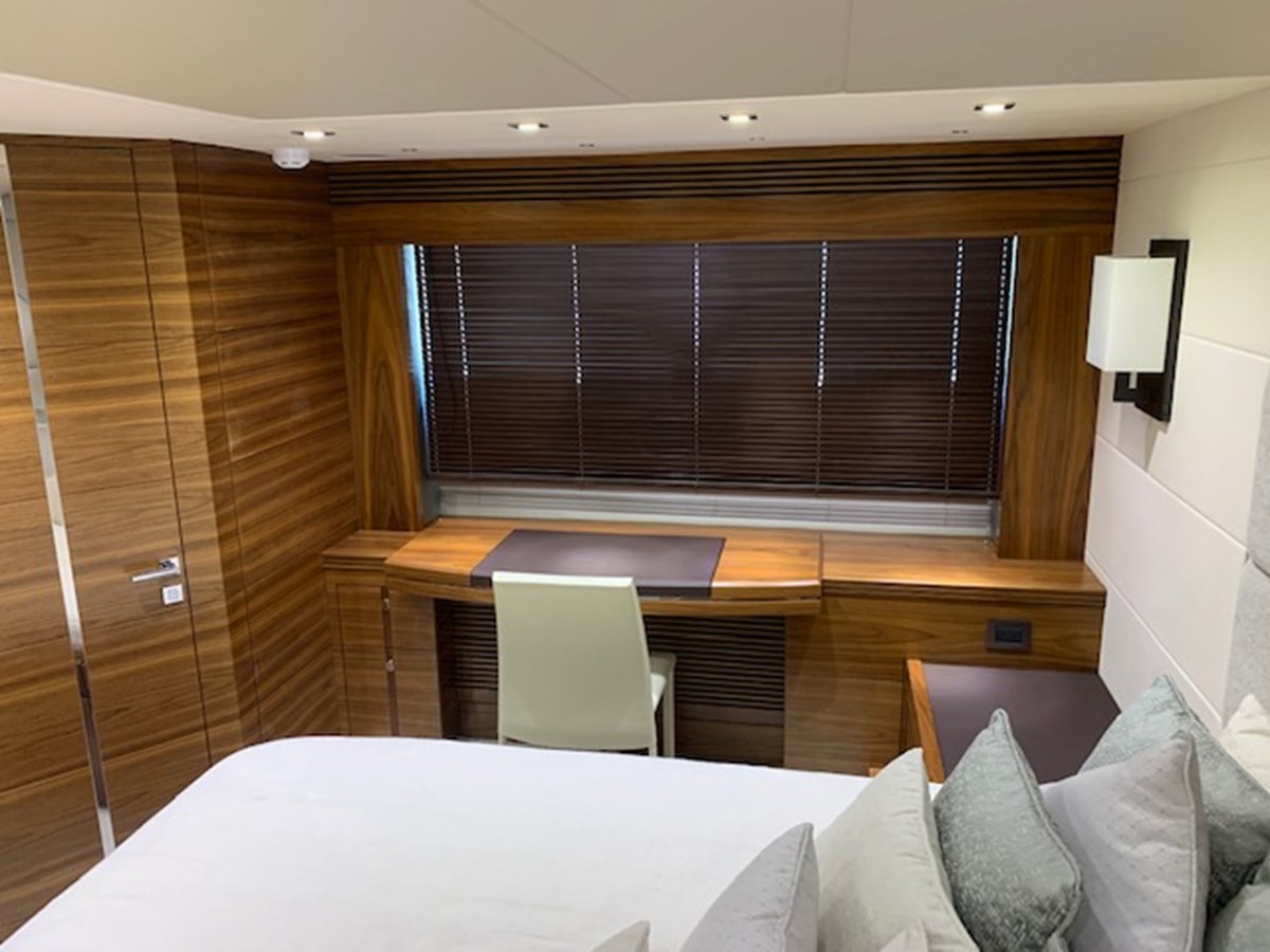 Sunseeker Cruising Yacht Piece Of Ship For Sale