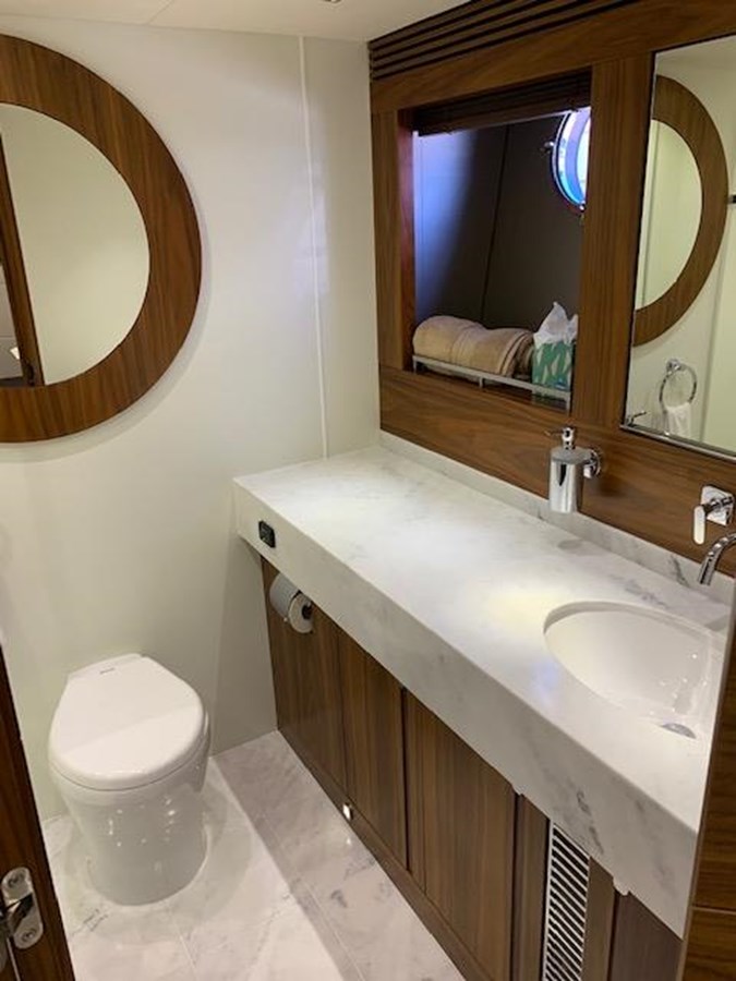 Sunseeker Cruising Yacht Piece Of Ship For Sale