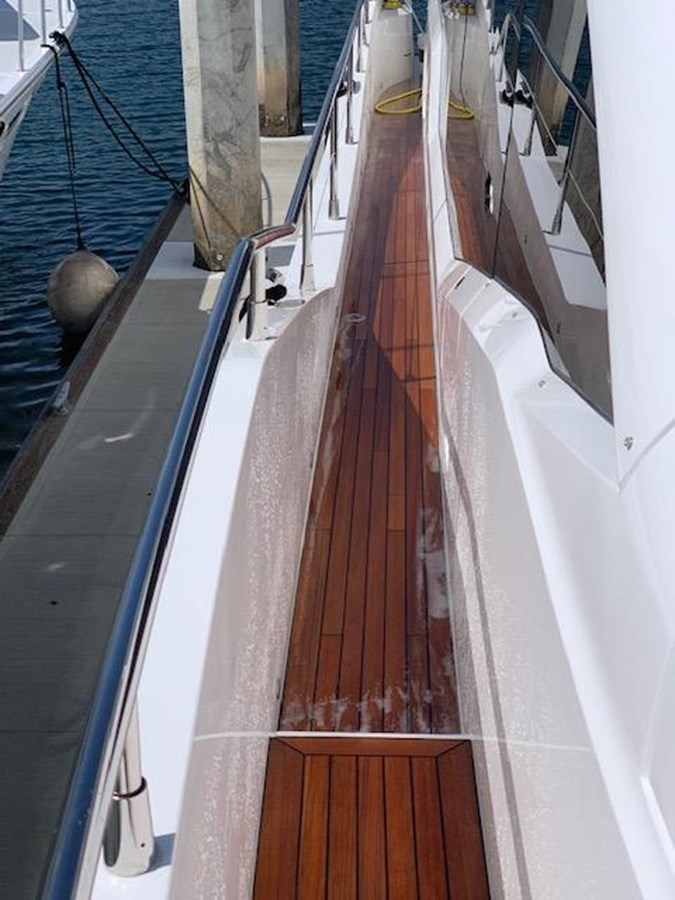 Sunseeker Motor Yacht Sea Scape For Sale