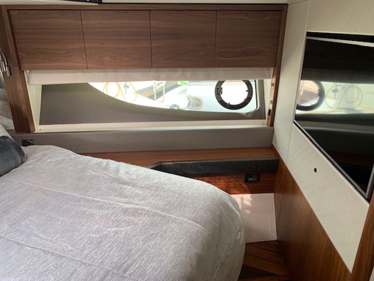 Sunseeker Motor Yacht Sea Scape For Sale