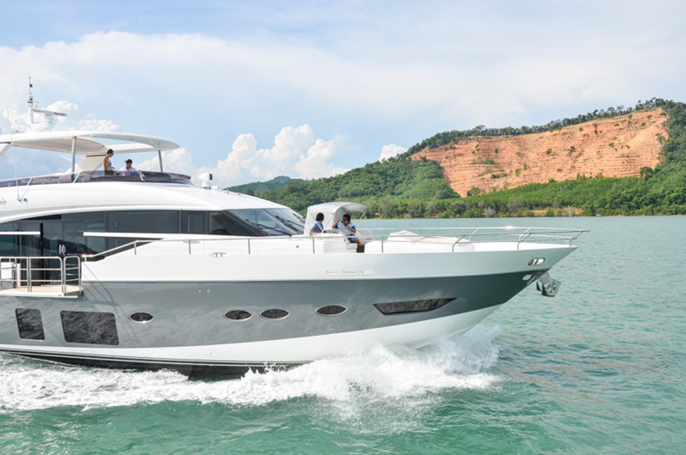 Princess Yachts Motor Yacht Voyage For Sale