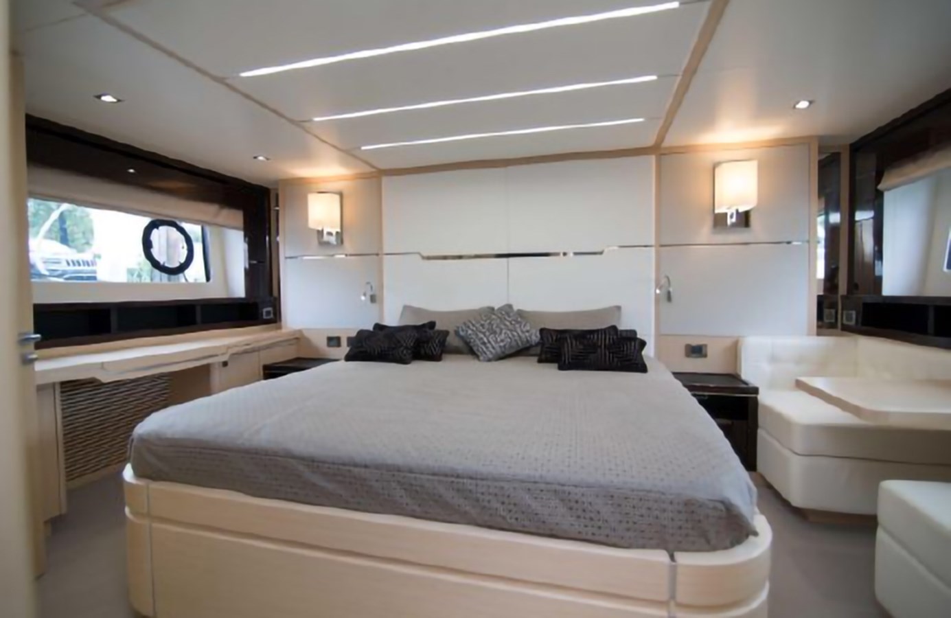 Sunseeker Motor Yacht - For Sale