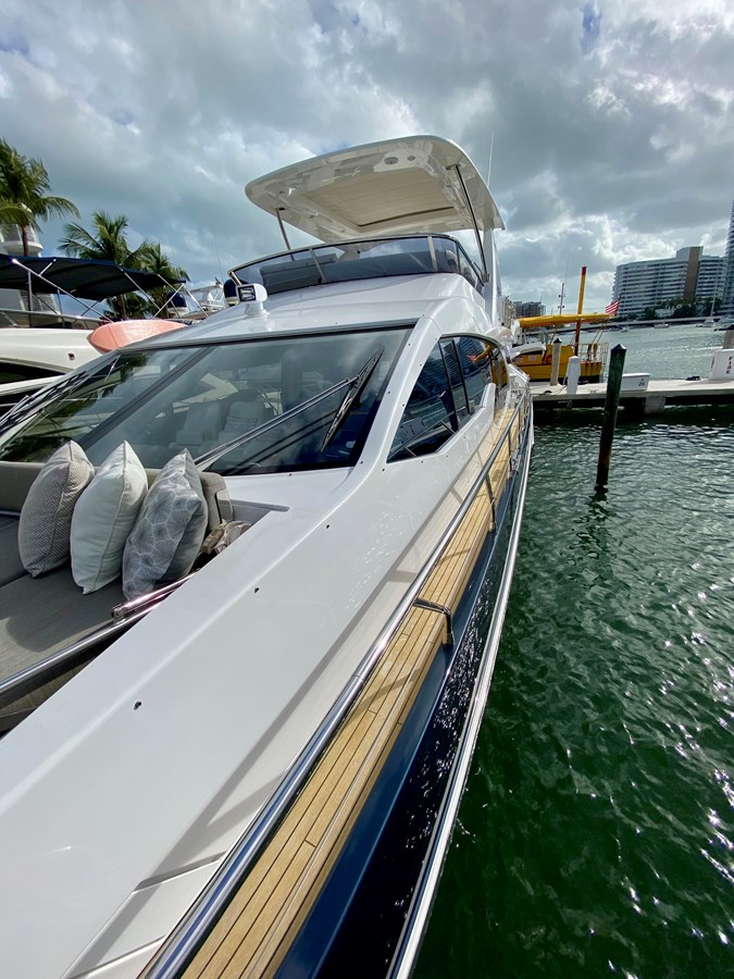 Azimut Yachts Motor Yacht Searenity II For Sale