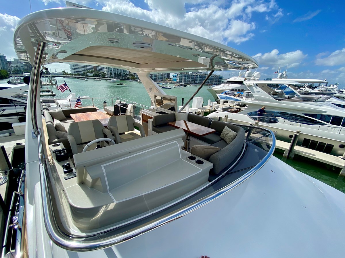 Azimut Yachts Motor Yacht Searenity II For Sale