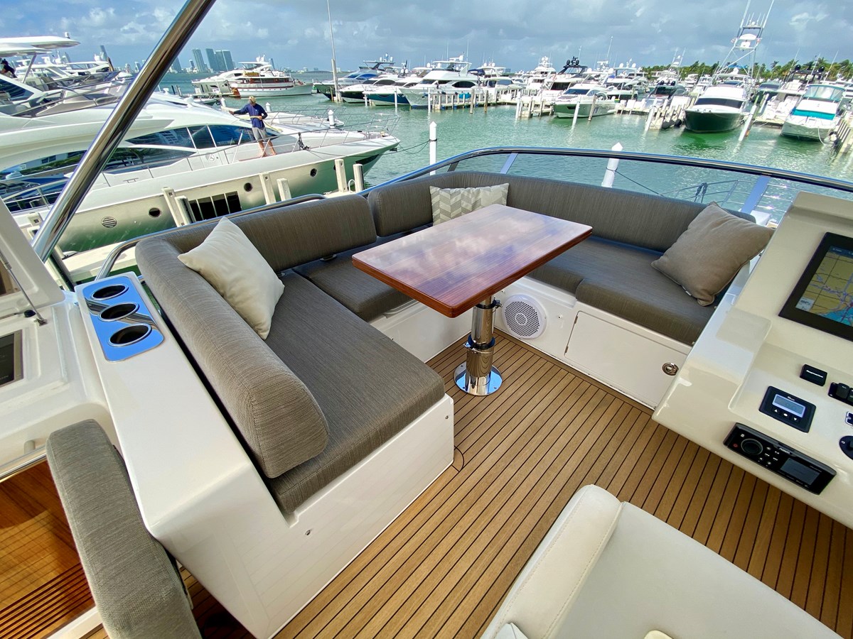 Azimut Yachts Motor Yacht Searenity II For Sale