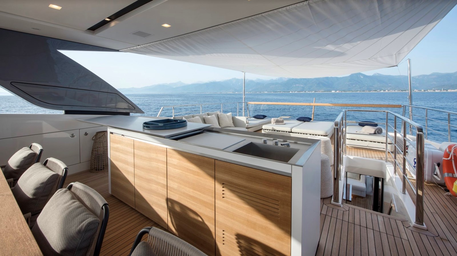 Sanlorenzo Yachts Motor Yacht DINAIA For Sale