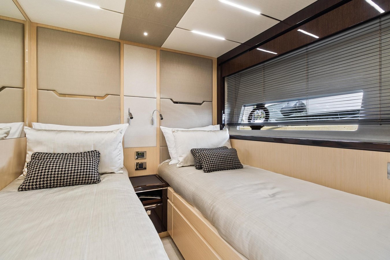 Sunseeker Sport Yacht Jolly Rogers For Sale