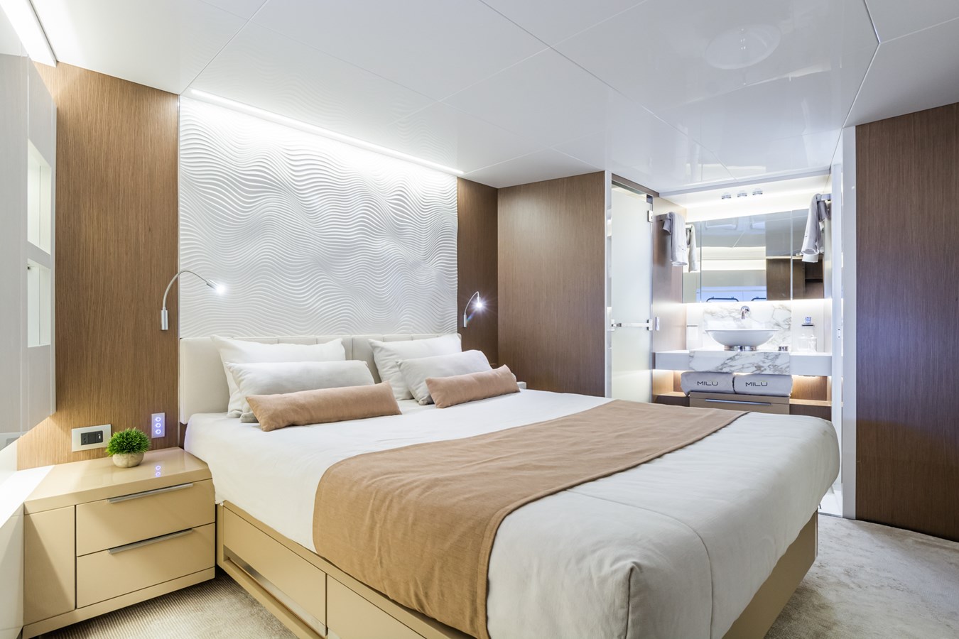 Arcadia Yachts Motor Yacht MILU' For Sale