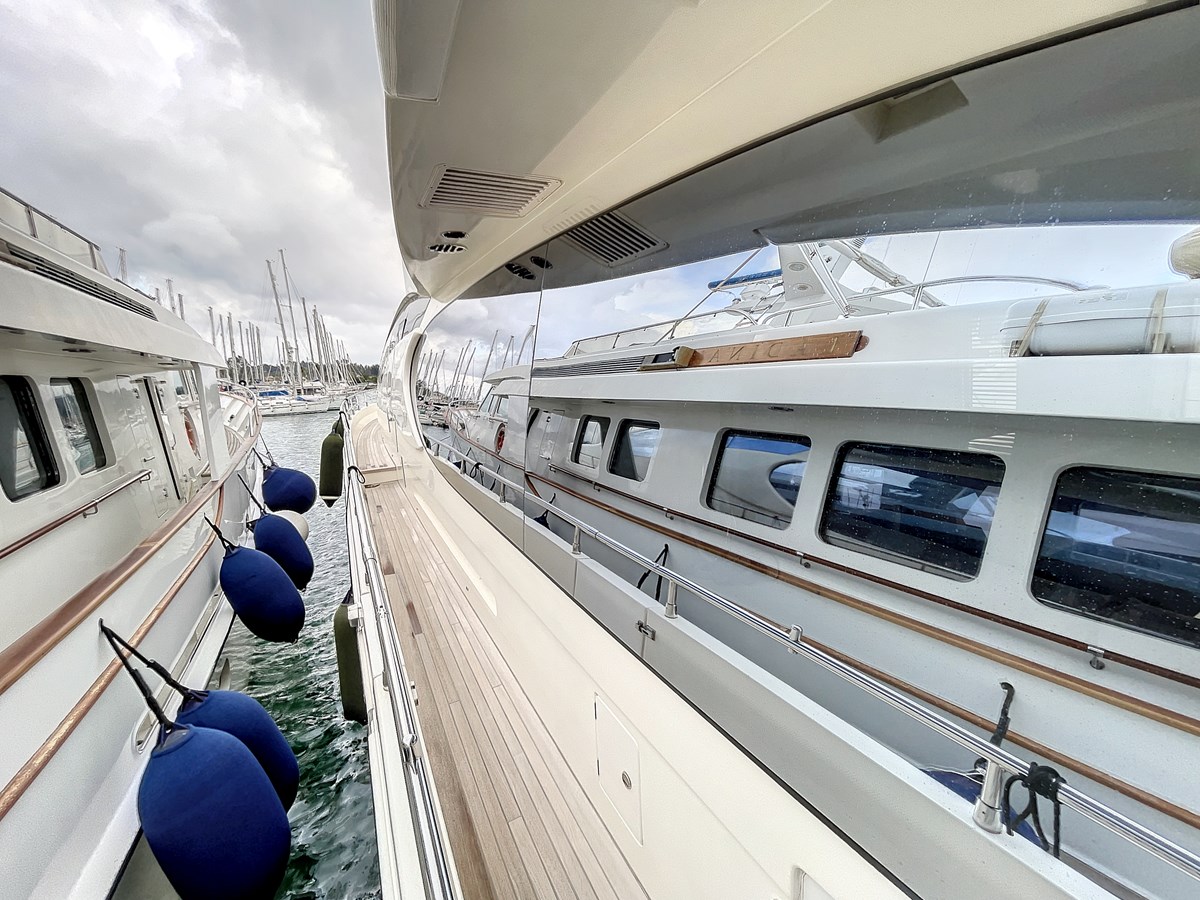 Azimut Yachts Motor Yacht La Fenice For Sale