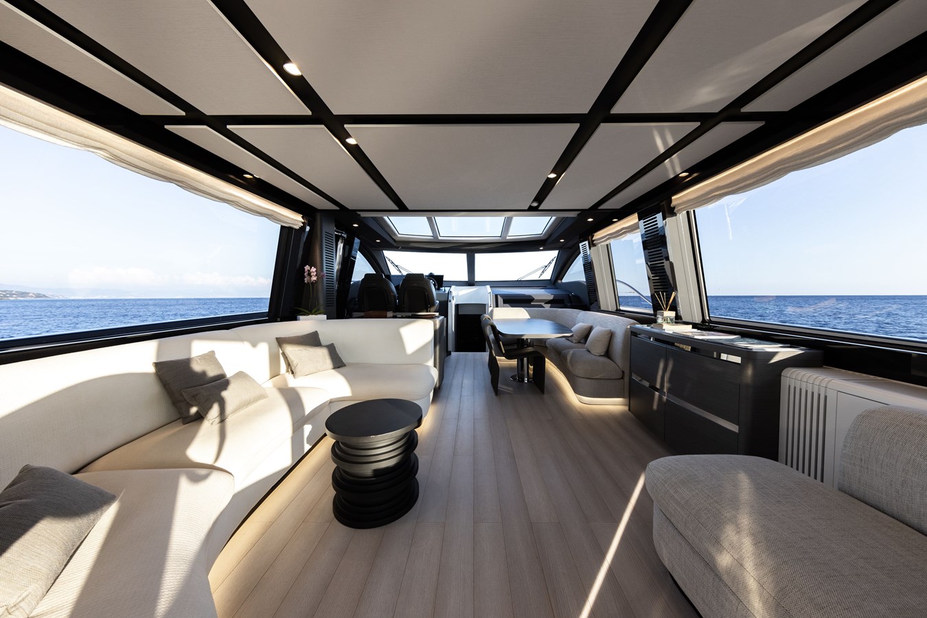 Azimut Yachts Motor Yacht Never Give Up For Sale
