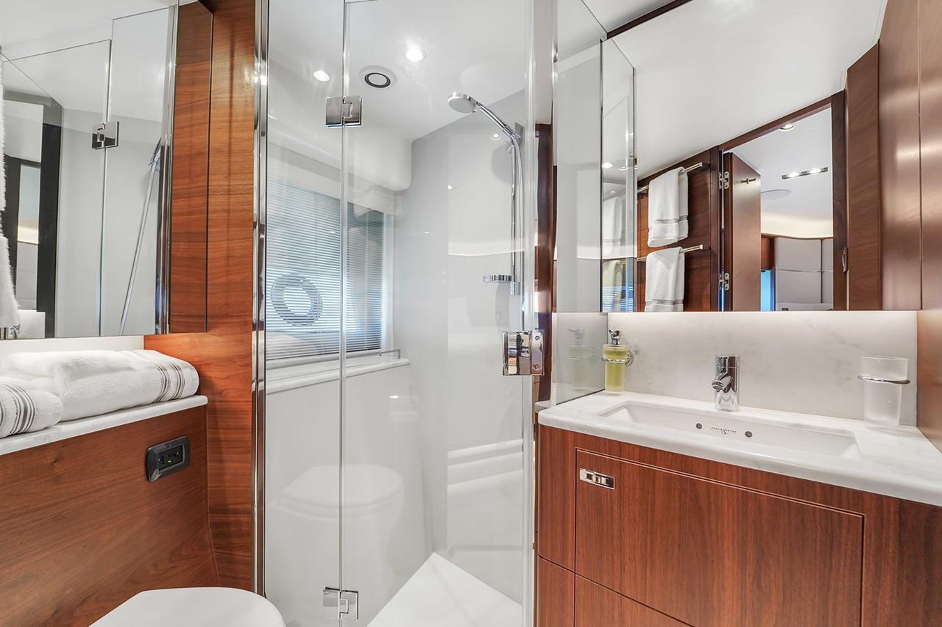 Princess Yachts Motor Yacht 78' PRINCESS Y78 2021 For Sale