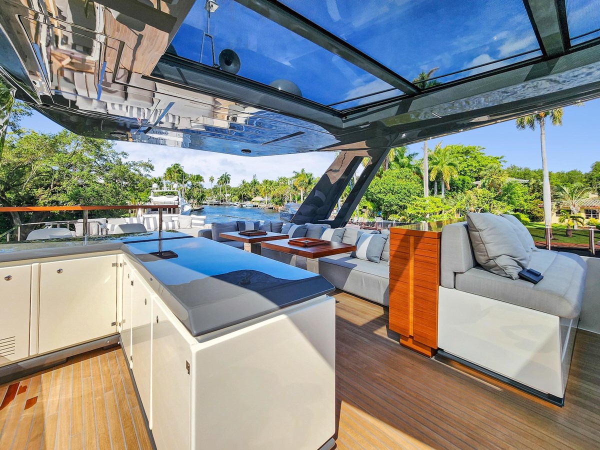 Ferretti Yachts Motor Yacht XFAF8532J021 For Sale
