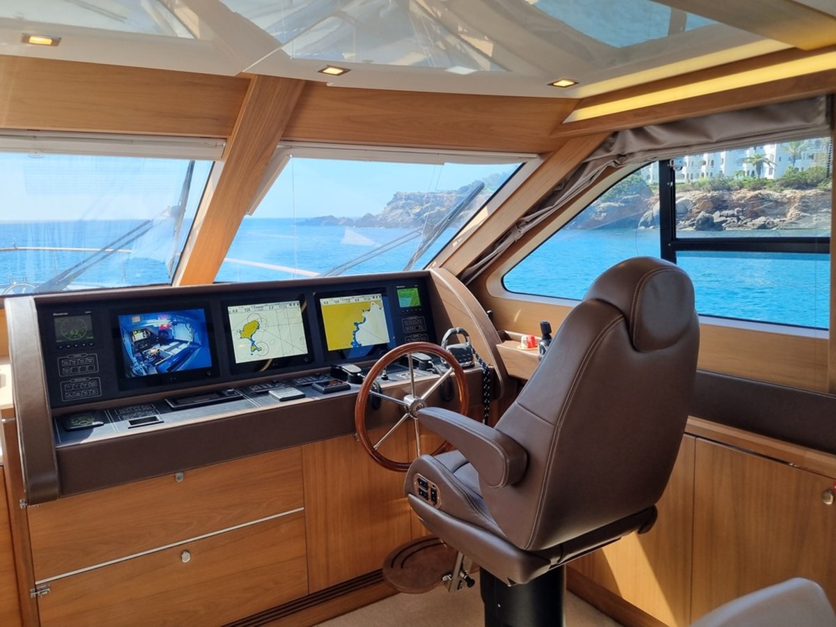 Van Der Valk Motor Yacht PLEIADES For Sale