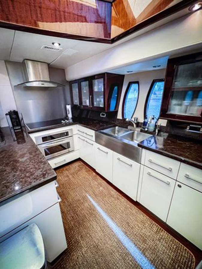 Lazzara Yachts Motor Yacht Lovin Life For Sale