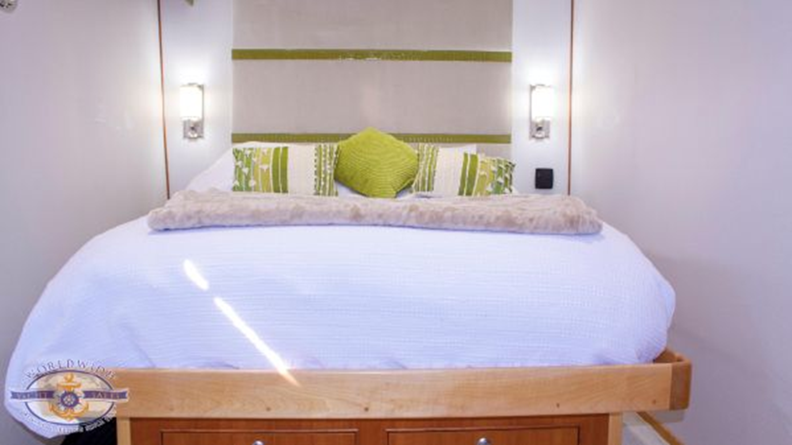 Custom Motor Yacht Island Soul For Sale