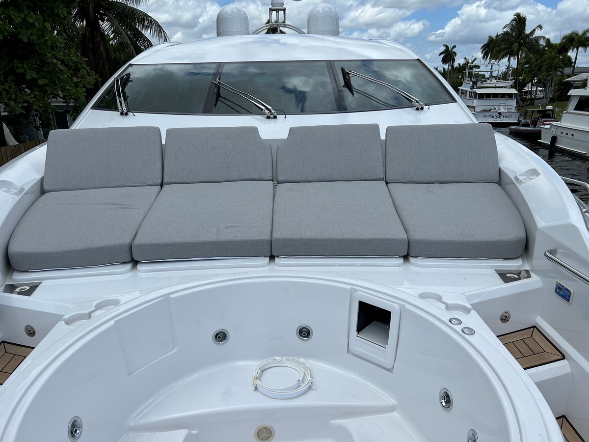 Sunseeker Sport Yacht GBXSK04137L607 For Sale