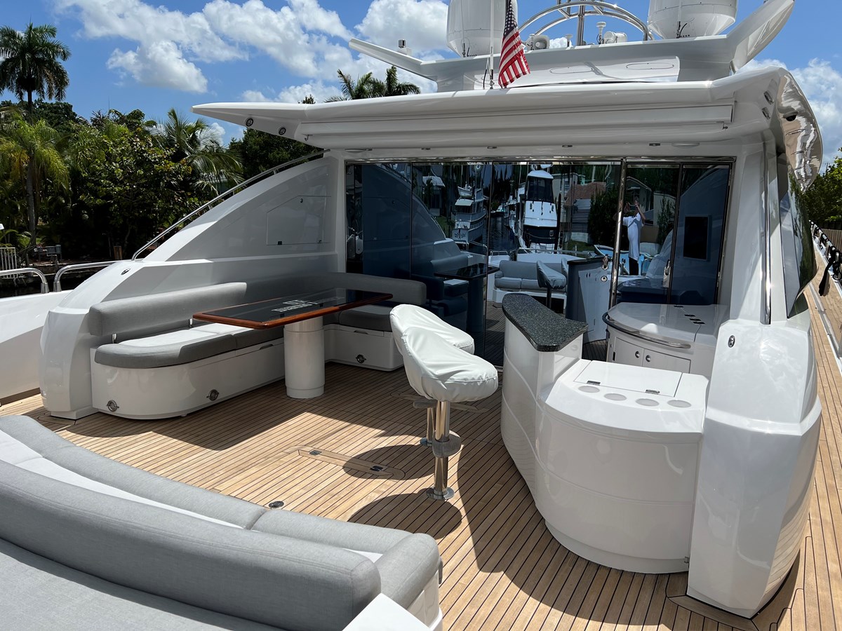 Sunseeker Sport Yacht GBXSK04137L607 For Sale