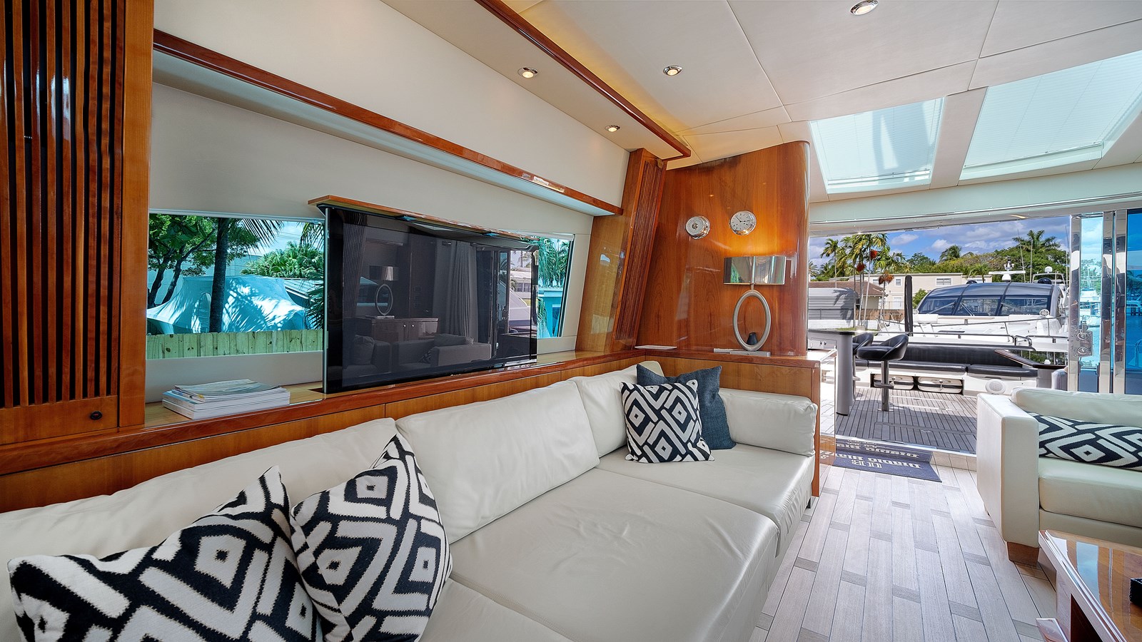Sunseeker Sport Yacht GBXSK04137L607 For Sale