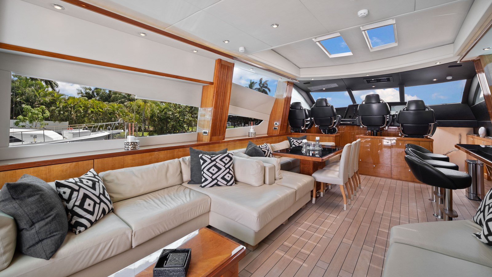 Sunseeker Sport Yacht GBXSK04137L607 For Sale