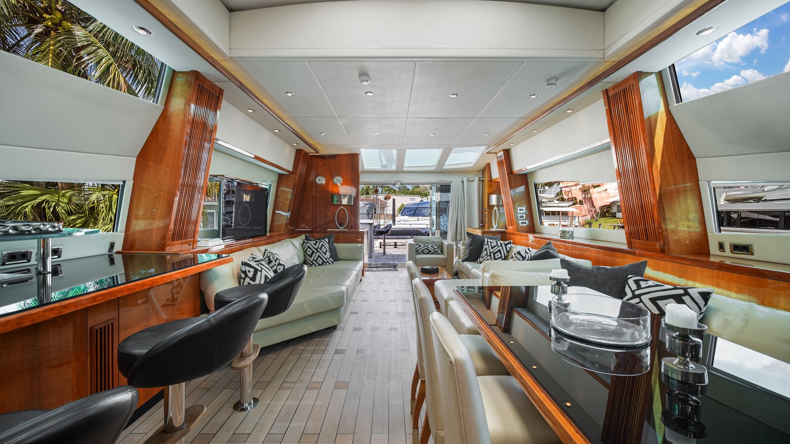 Sunseeker Sport Yacht GBXSK04137L607 For Sale
