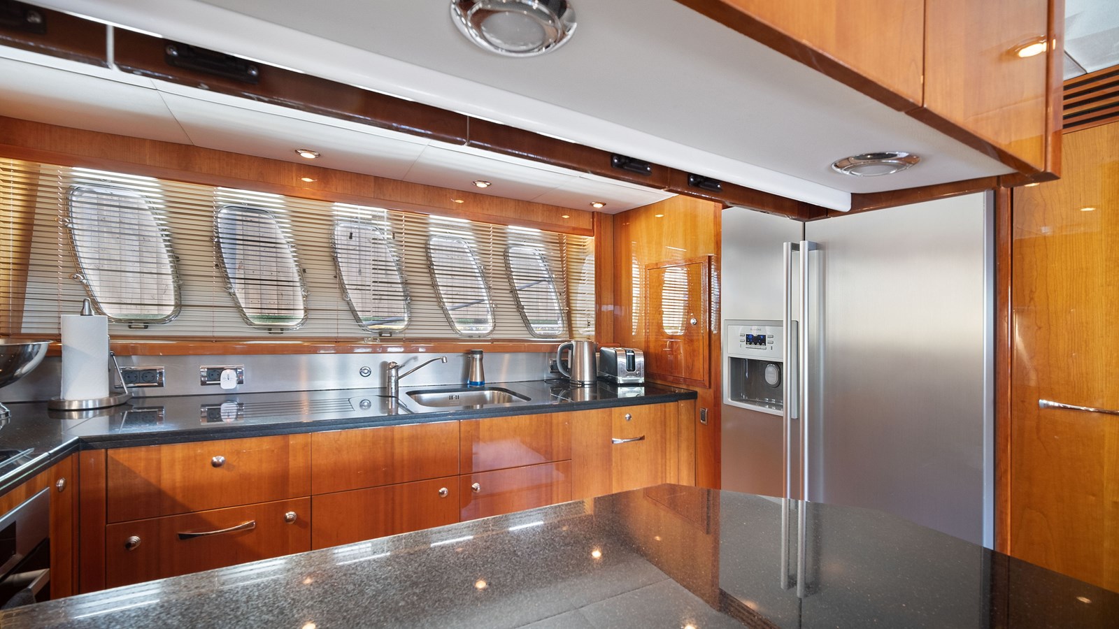 Sunseeker Sport Yacht GBXSK04137L607 For Sale