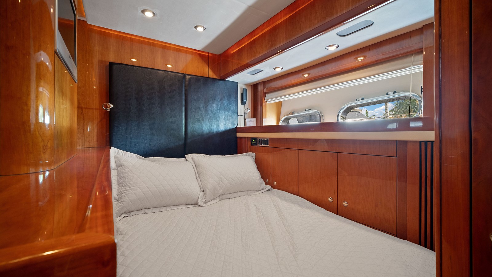 Sunseeker Sport Yacht GBXSK04137L607 For Sale