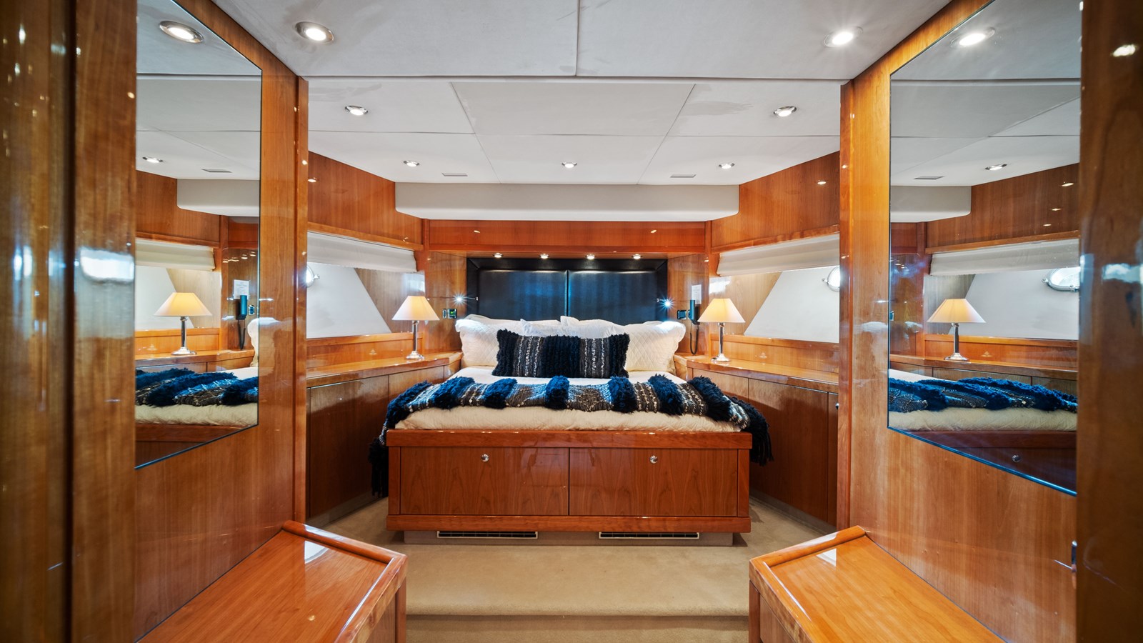 Sunseeker Sport Yacht GBXSK04137L607 For Sale