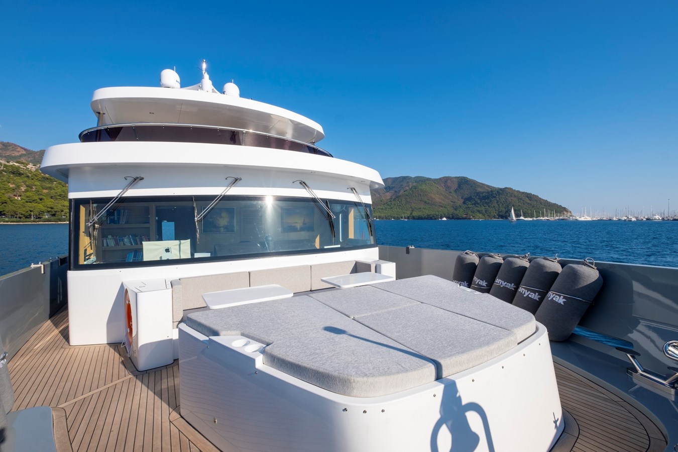 Mural Yachts Trawler Yacht 85' SEMI DISPLACEMENT TRAWLER For Sale