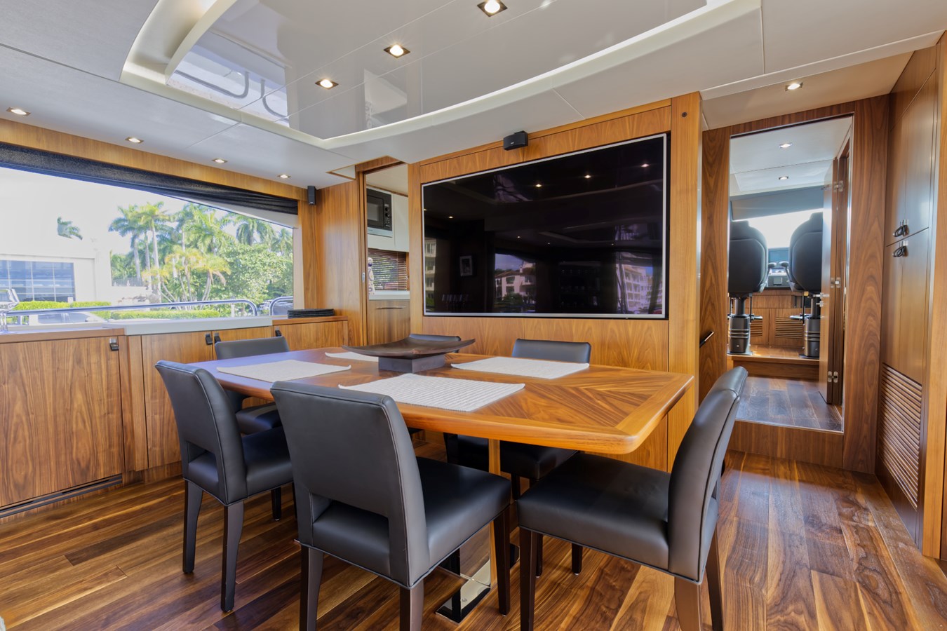 Sunseeker Motor Yacht XSK06864H718 For Sale