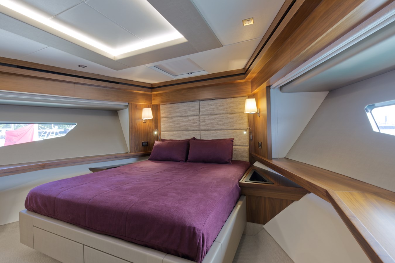 Sunseeker Motor Yacht XSK06864H718 For Sale