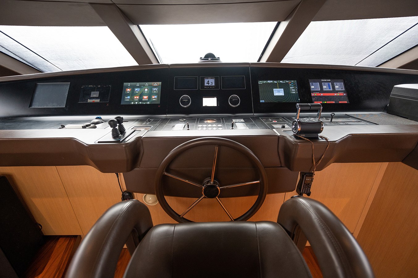 Sanlorenzo Yachts Motor Yacht RYEN For Sale