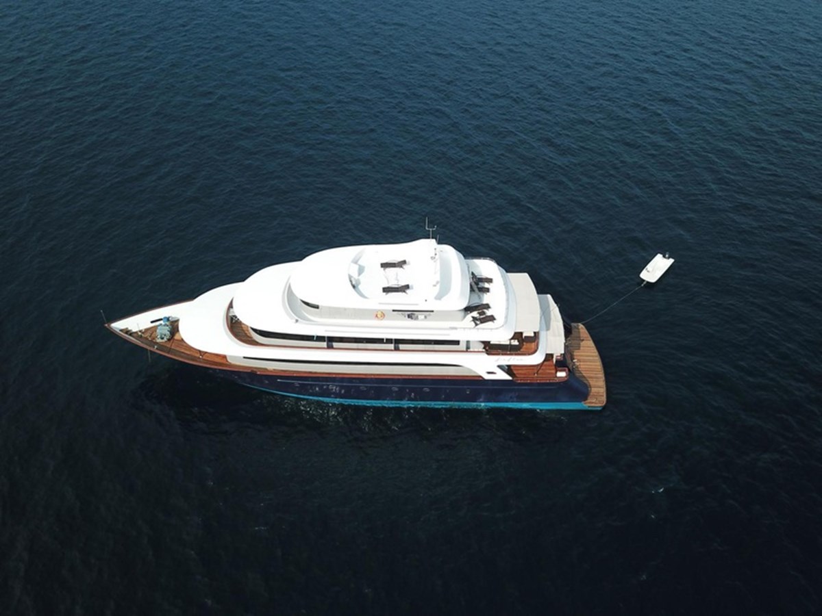 Custom Motor Yacht 2017 Safari Yacht 142 Custom For Sale