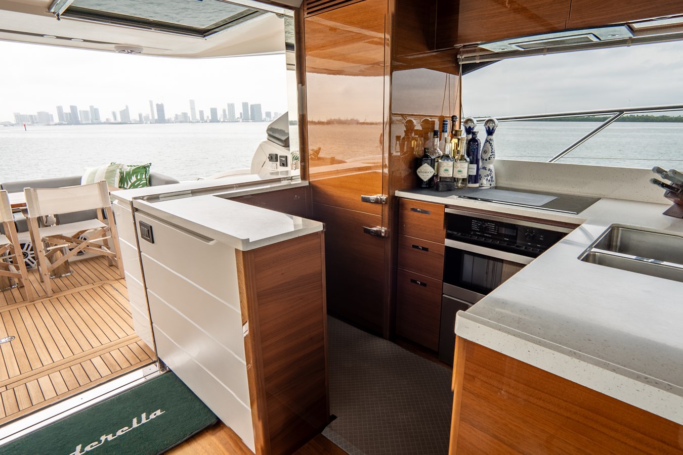Princess Yachts Motor Yacht Cinderella For Sale